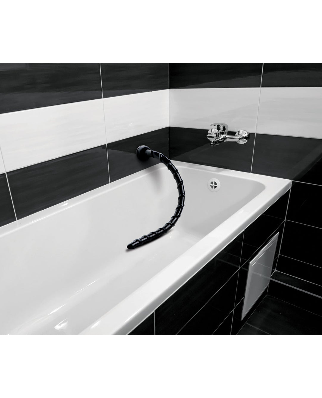 Xr LLC Hosed 1" Swirl Hose - 18" Long Shower Accessories