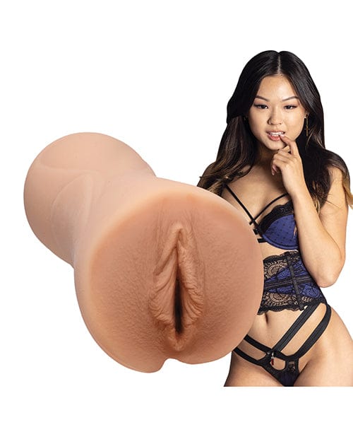 Signature Strokers Ultraskyn Pocket Pussy - Lulu Chu